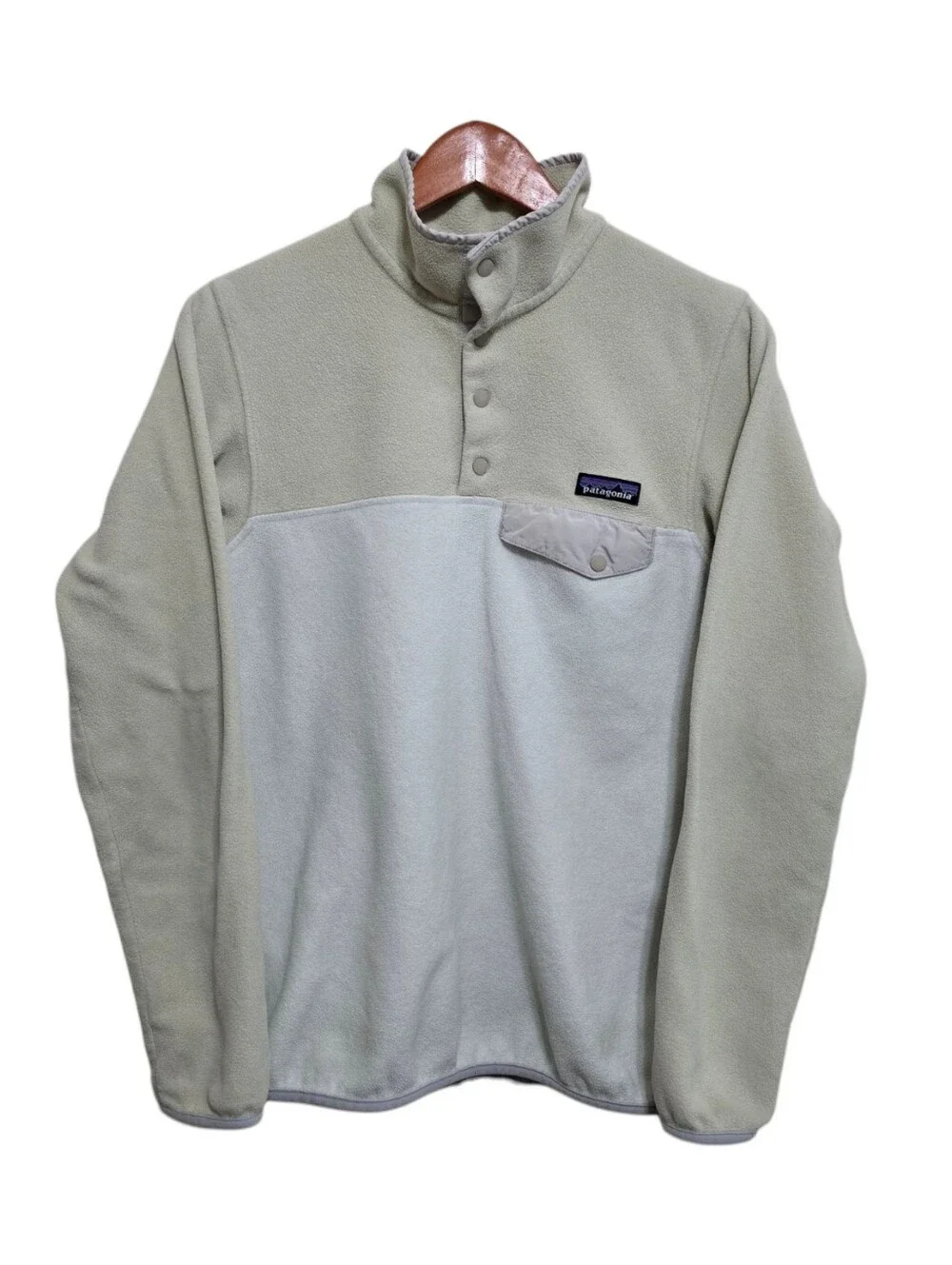 Patagonia Synchilla Snap-T Fleece Pullover in Bleached Stone Size XS